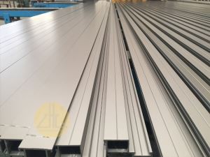 Kleur Geanodiseerd structureel aluminium extrusies Profiel voor raamkozijn geëxtrudeerde aluminiumlegeringen 6063